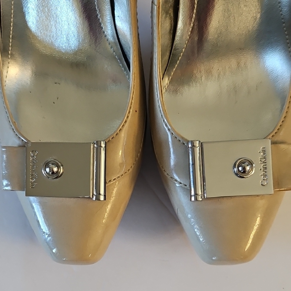 Calvin Klein Cream Patent Leather Platform Heels Size 6 - Picture 5 of 8